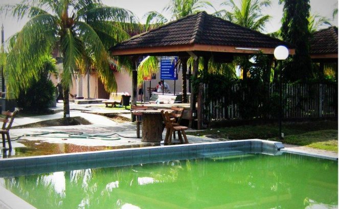 Gadek Hot Springs — photo 1