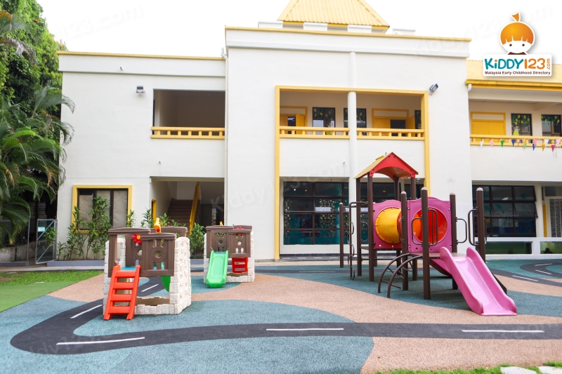 PeiKen Mandarin-English Sri Petaling — photo 2