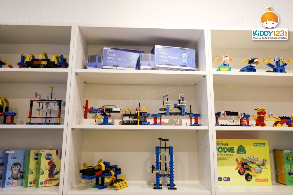RoboThink, Bandar Utama — photo 4