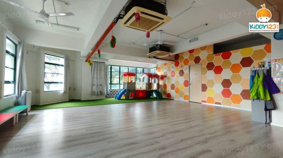 Tree Dolphin Childcare Centre, Ara Damansara — photo 5