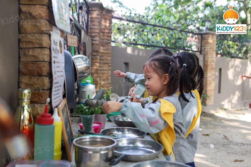 Piccoli Kindergarten Happy Garden