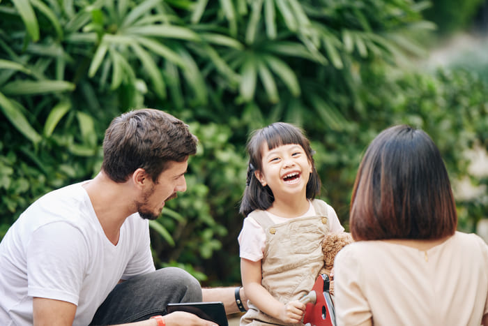 10 toxic things parents do that causes children to become less functional adults 10 toxic things parents do that causes children to become less functional adults