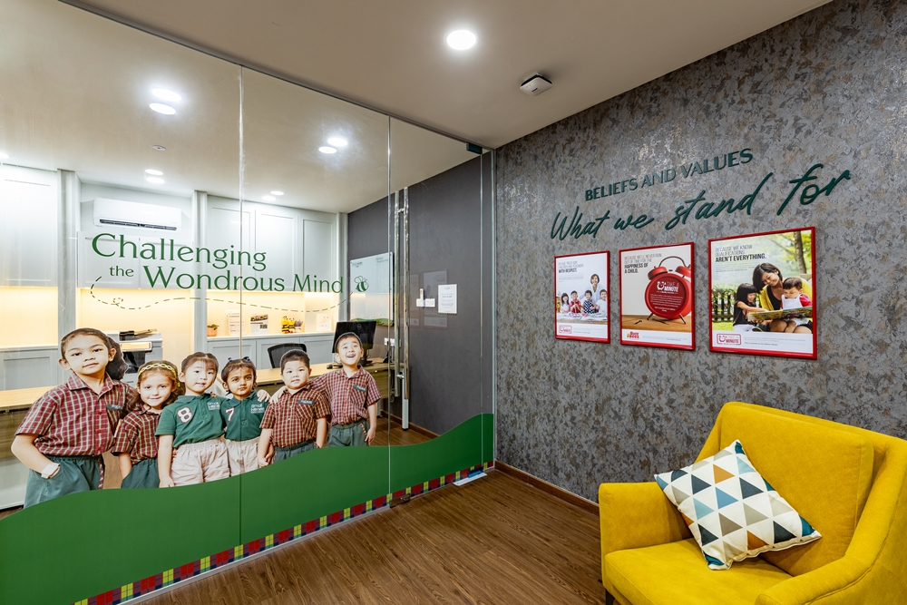 Small wonder, Taman sutera